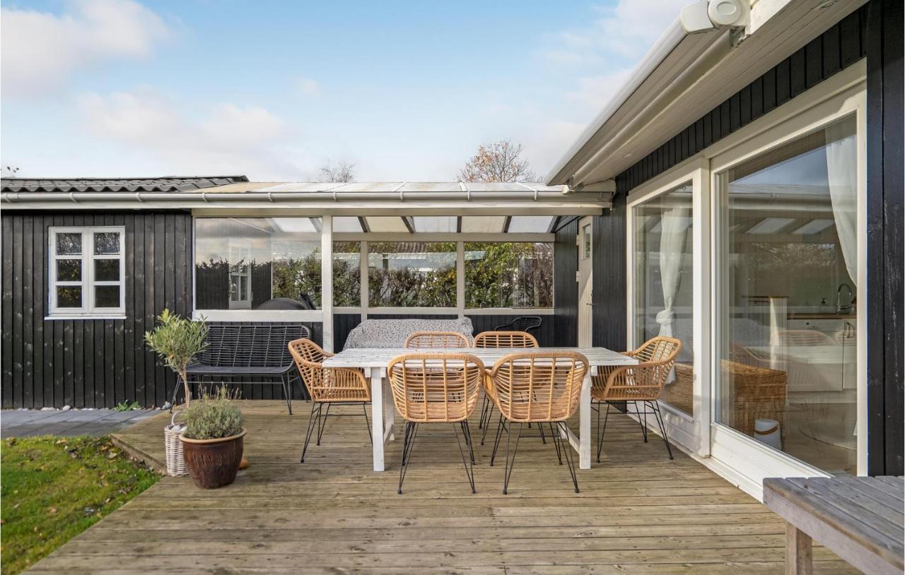 Lovely Home In Otterup With Kitchen Buitenkant foto