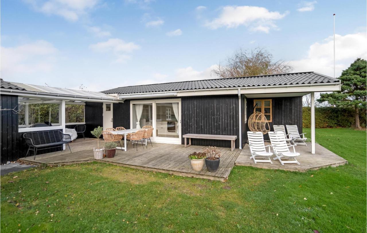 Lovely Home In Otterup With Kitchen Buitenkant foto